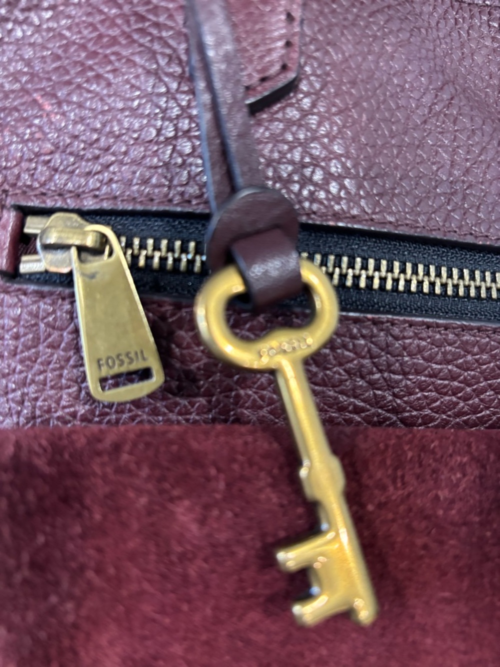 Fossil Kinley Leather and Suede Shopper Tote in Claret Red with gold hardware - Picture 13 of 14